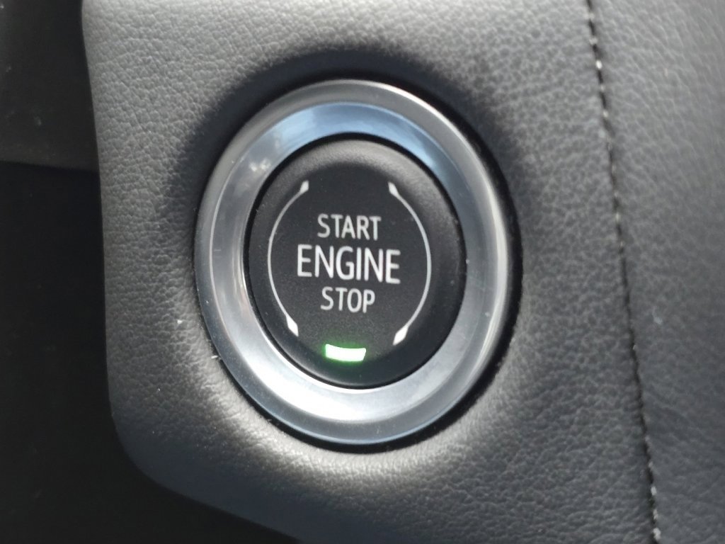 Used 2024 Chevrolet Suburban LT image 29