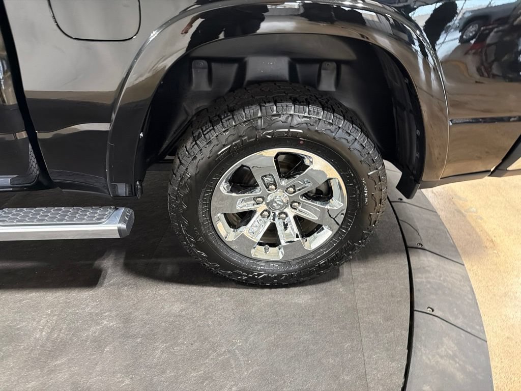 Used 2022 RAM 1500 Laramie AWD/4WD image 38