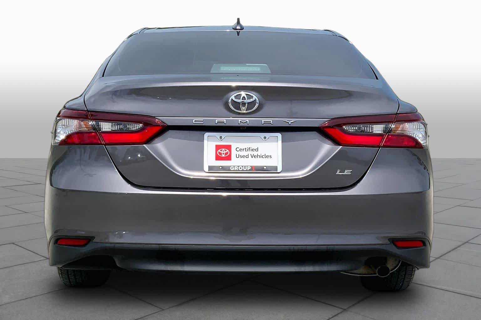 Used 2023 Toyota Camry LE FWD image 5