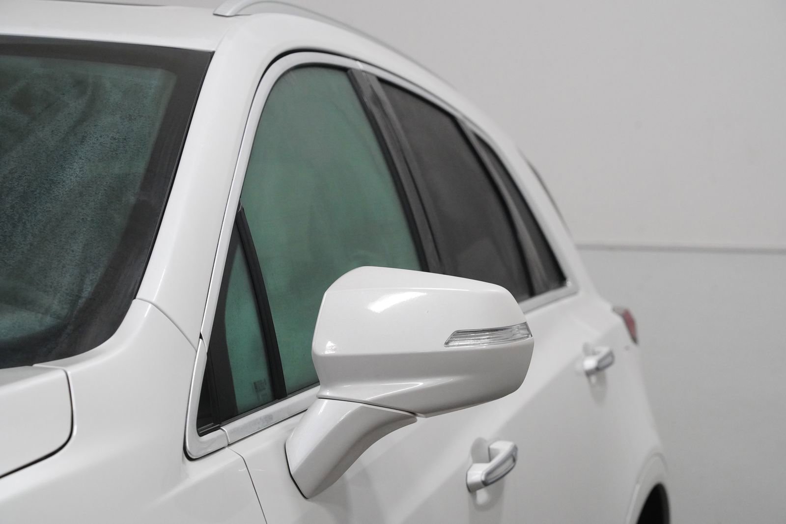 Used 2022 Cadillac XT5 Premium Luxury w/ LPO, Floor Liner Package image 10