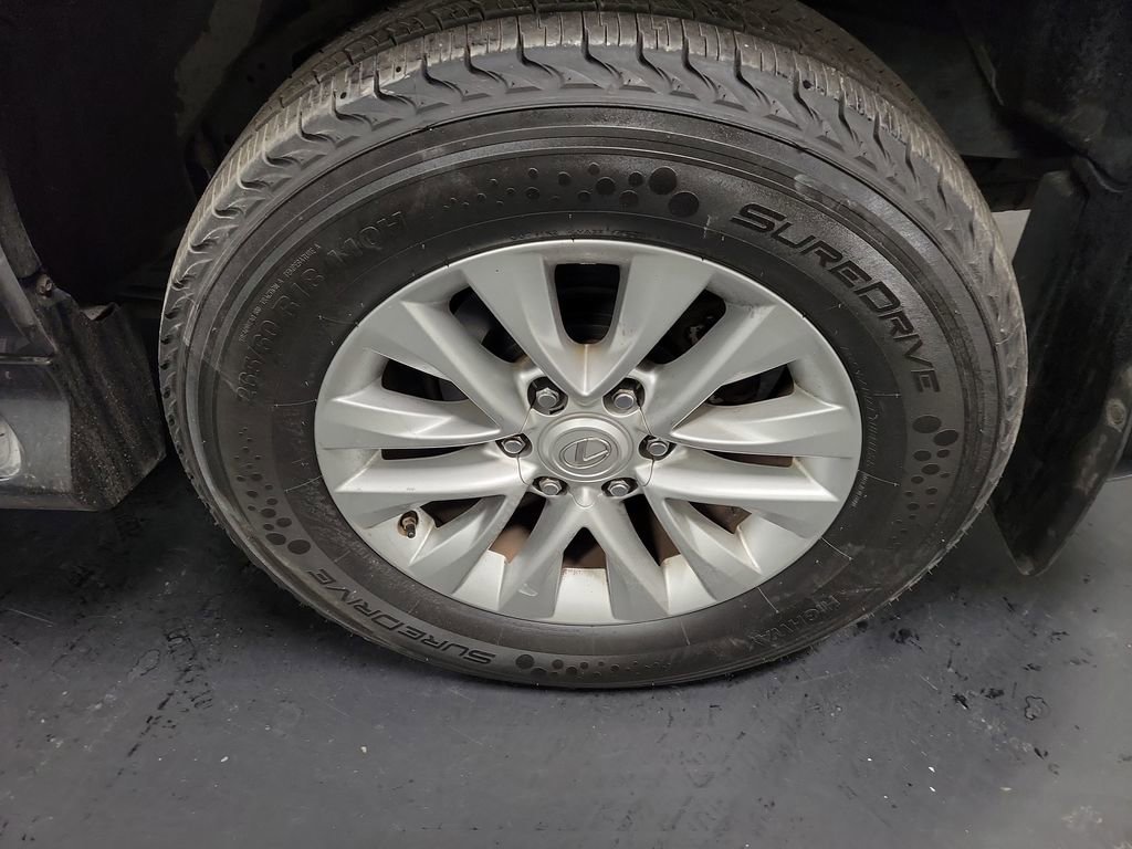 Used 2015 Lexus GX 460 w/ Premium Package image 10