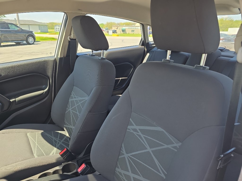 Used 2015 Ford Fiesta S FWD image 11