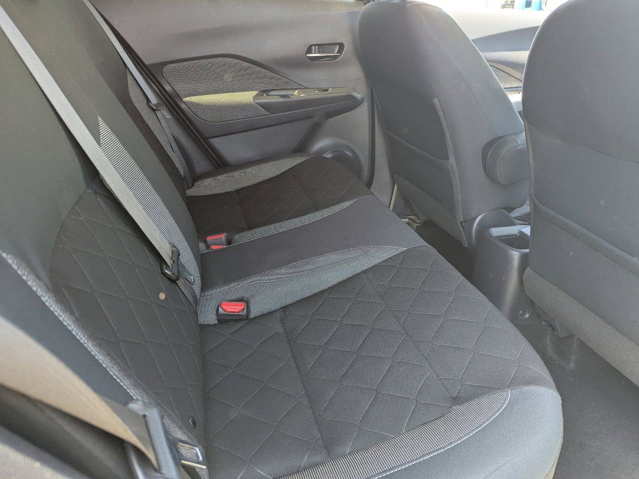 Used 2019 Nissan Kicks SV image 11