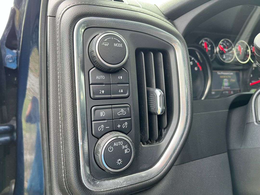 Used 2020 Chevrolet Silverado 1500 LT Trail Boss image 18