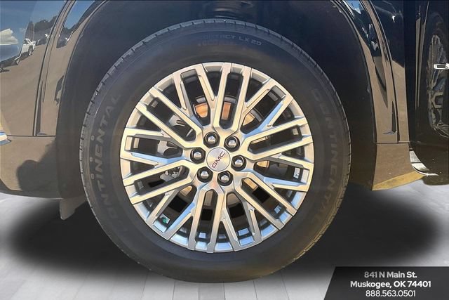 Used 2025 GMC Acadia Denali w/ LPO, Floor Liner Package AWD/4WD image 34