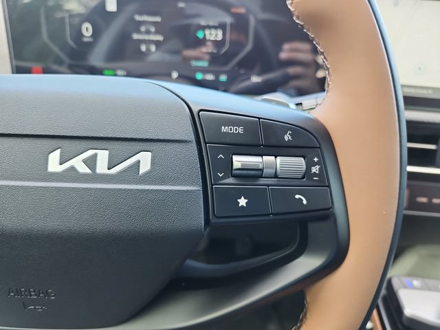 New 2026 Kia EV6 Wind RWD image 21