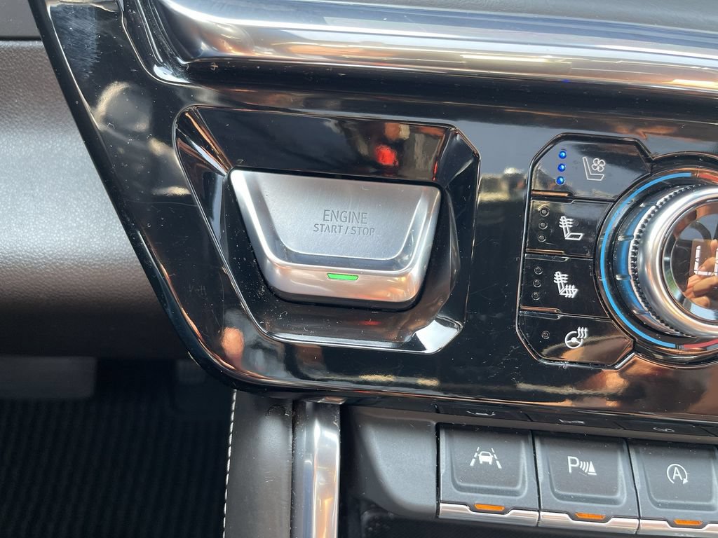 Certified 2024 GMC Sierra 1500 Denali Ultimate AWD/4WD image 17