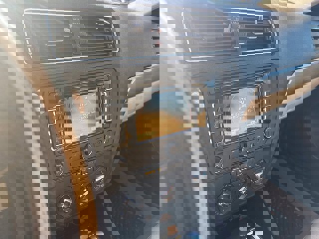 Used 2015 Volkswagen Jetta SE image 16