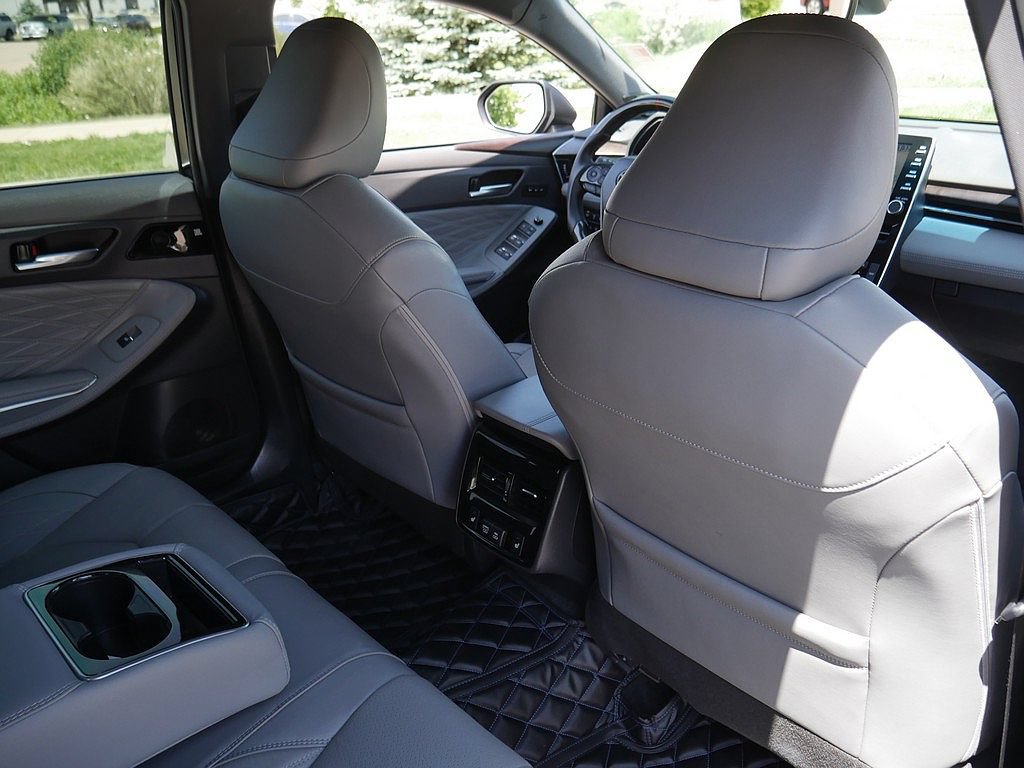 Used 2021 Toyota Avalon Limited w/ Advanced Safety Package FWD image 54