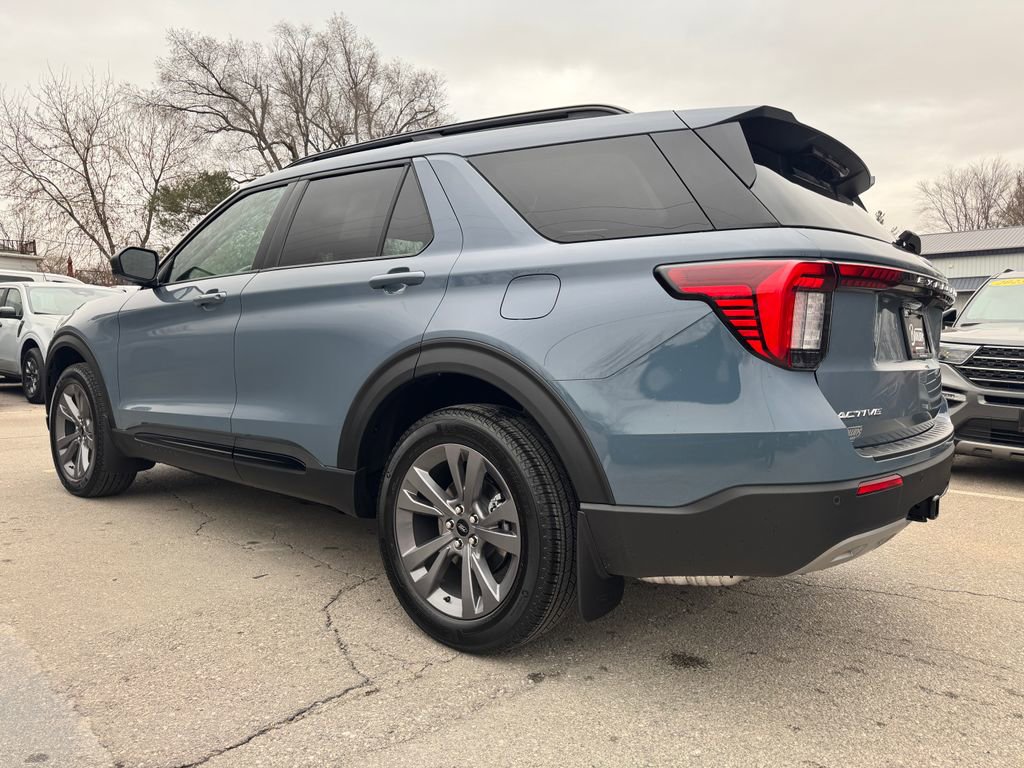 New 2026 Ford Explorer Active w/ Active Comfort Package image 7