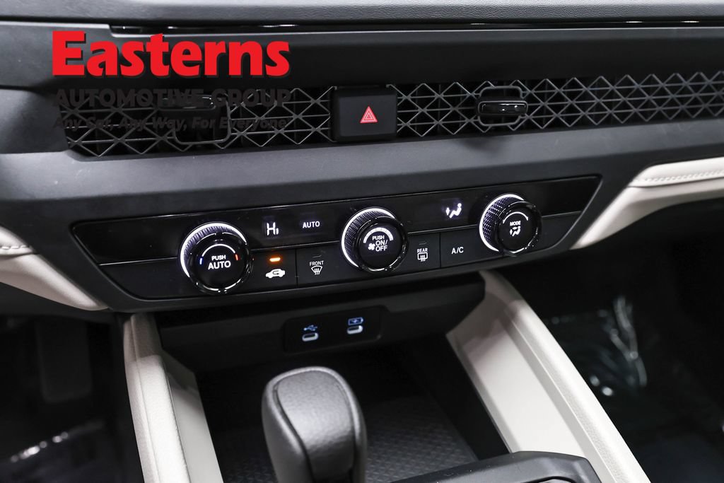 Used 2025 Honda Accord LX image 19