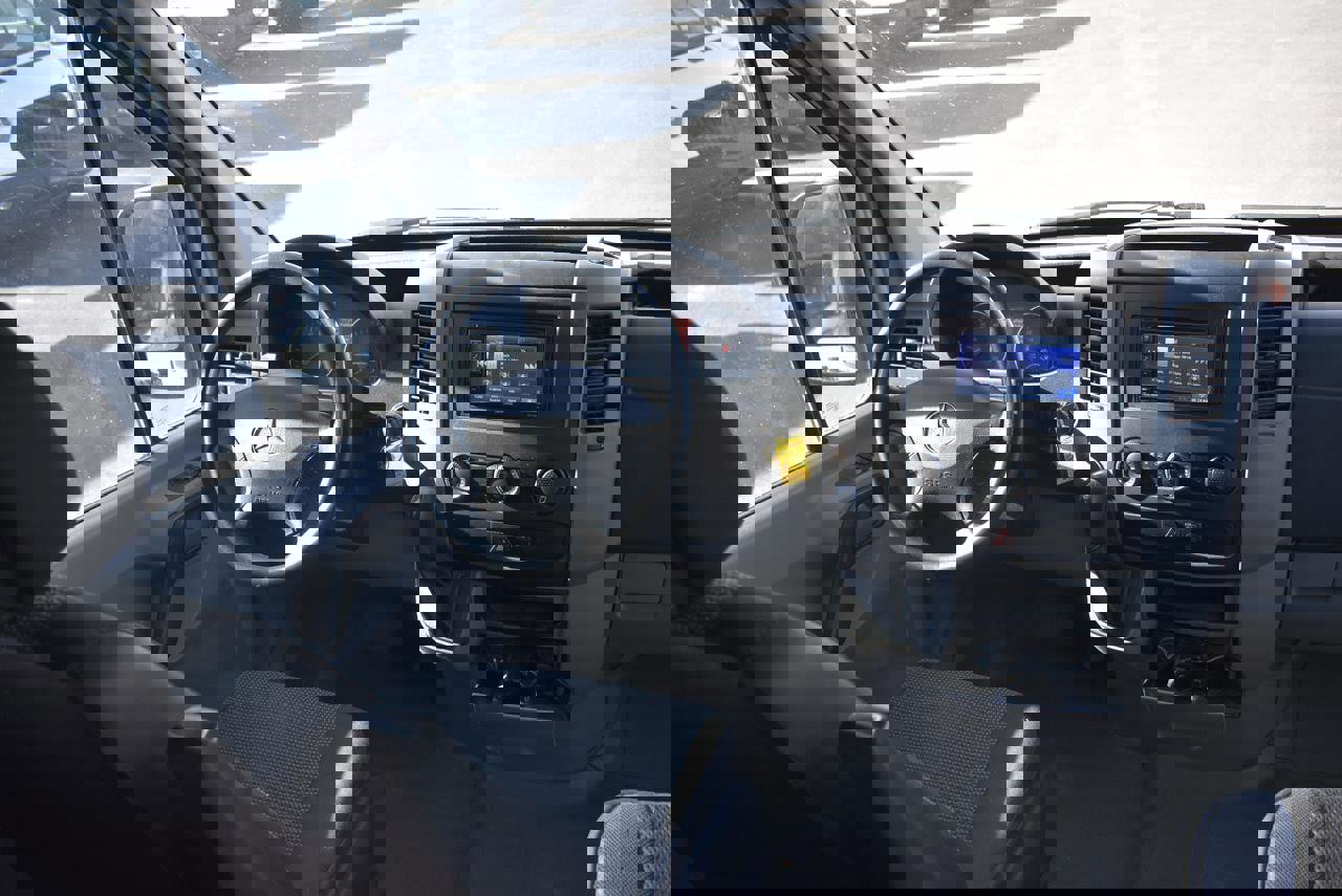 Used 2013 Mercedes-Benz Sprinter 2500 image 19