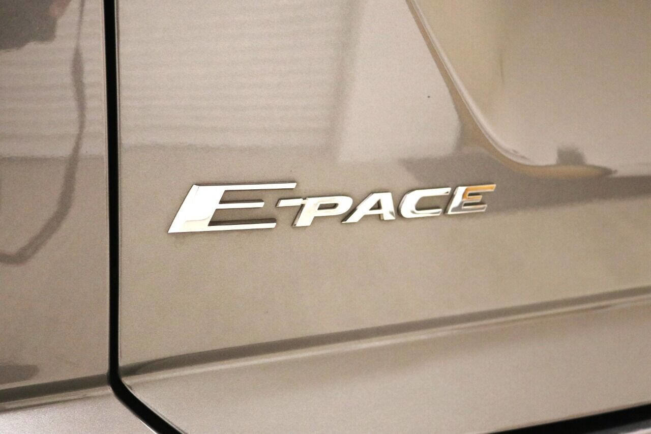 Used 2020 Jaguar E-PACE SE image 98
