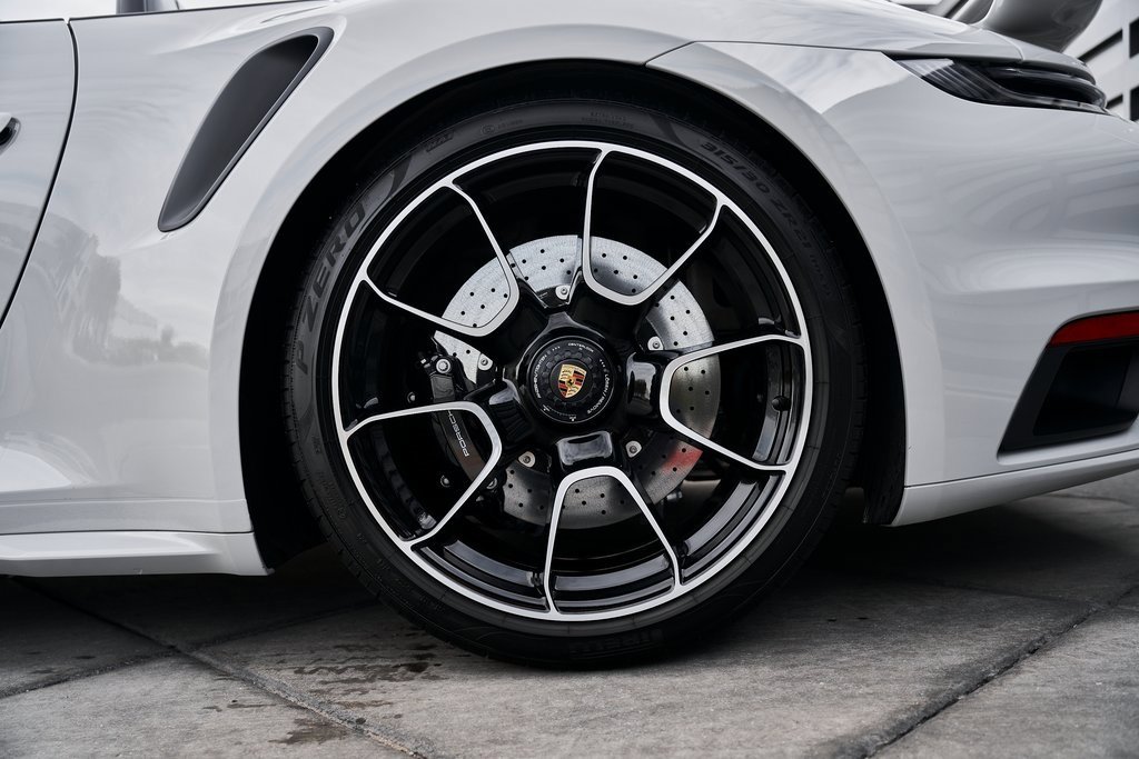 Used 2025 Porsche 911 Turbo S w/ 911 Turbo Sportdesign Package image 11