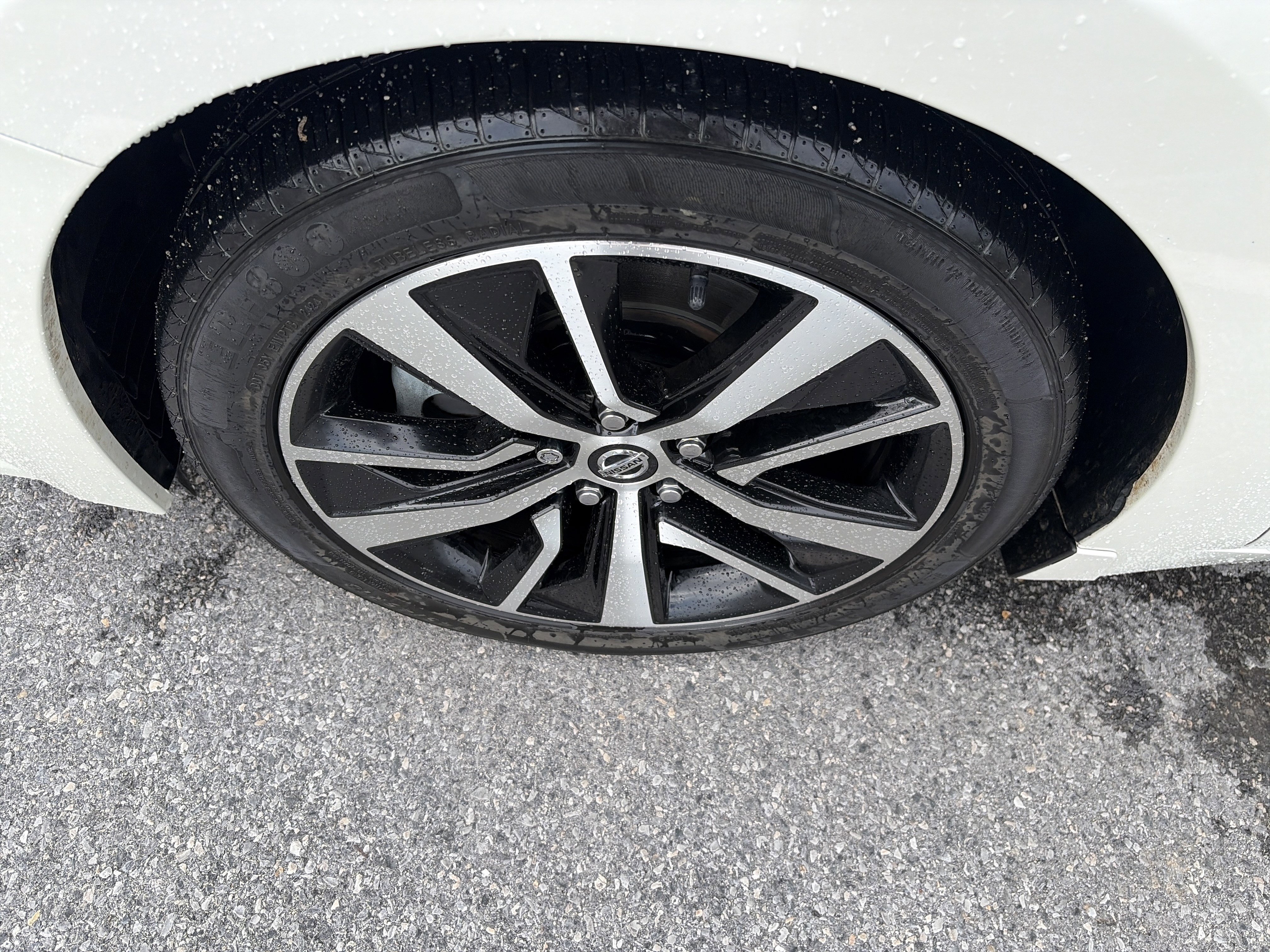Used 2021 Nissan Maxima 3.5 SV w/ Floor Mat Group image 9