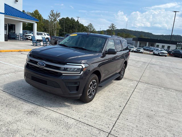 Used 2024 Ford Expedition XLT AWD/4WD image 7