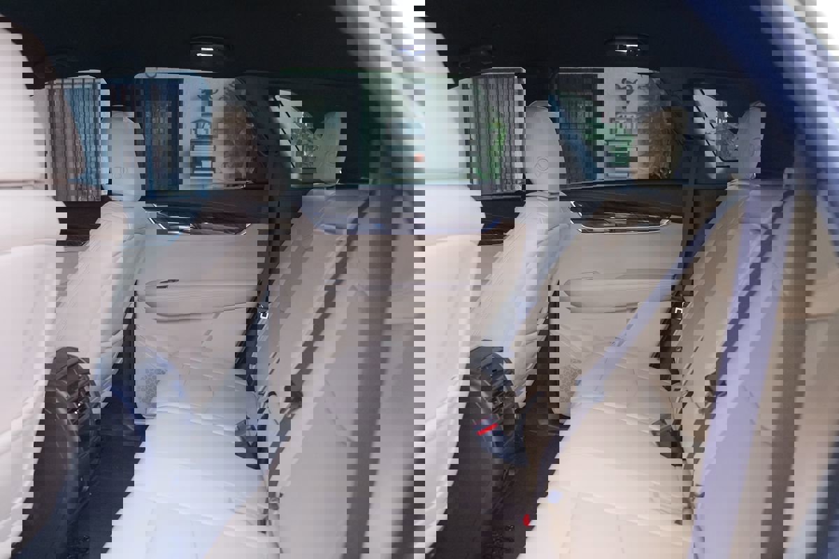 Used 2019 Cadillac XT5 FWD image 32