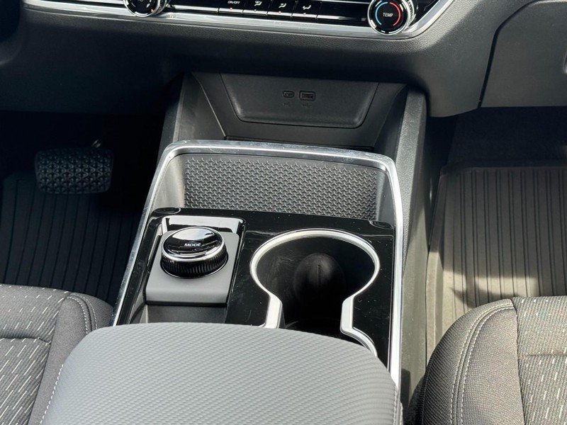 New 2027 Chevrolet Equinox LT w/ LPO, Floor Liner Package AWD/4WD image 28
