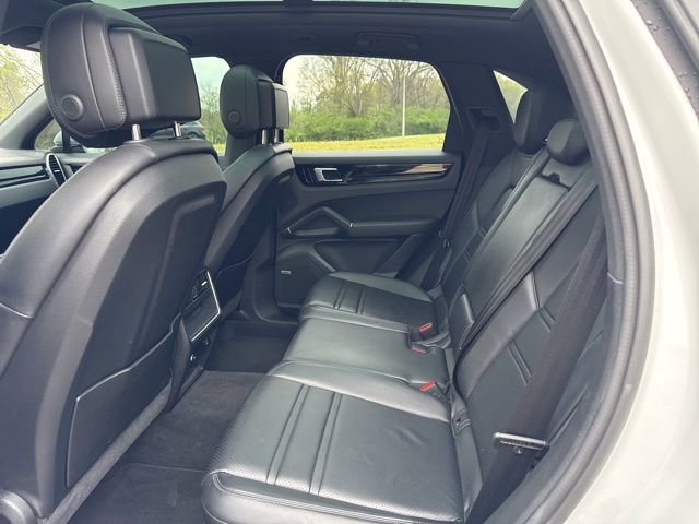 Used 2019 Porsche Cayenne image 15