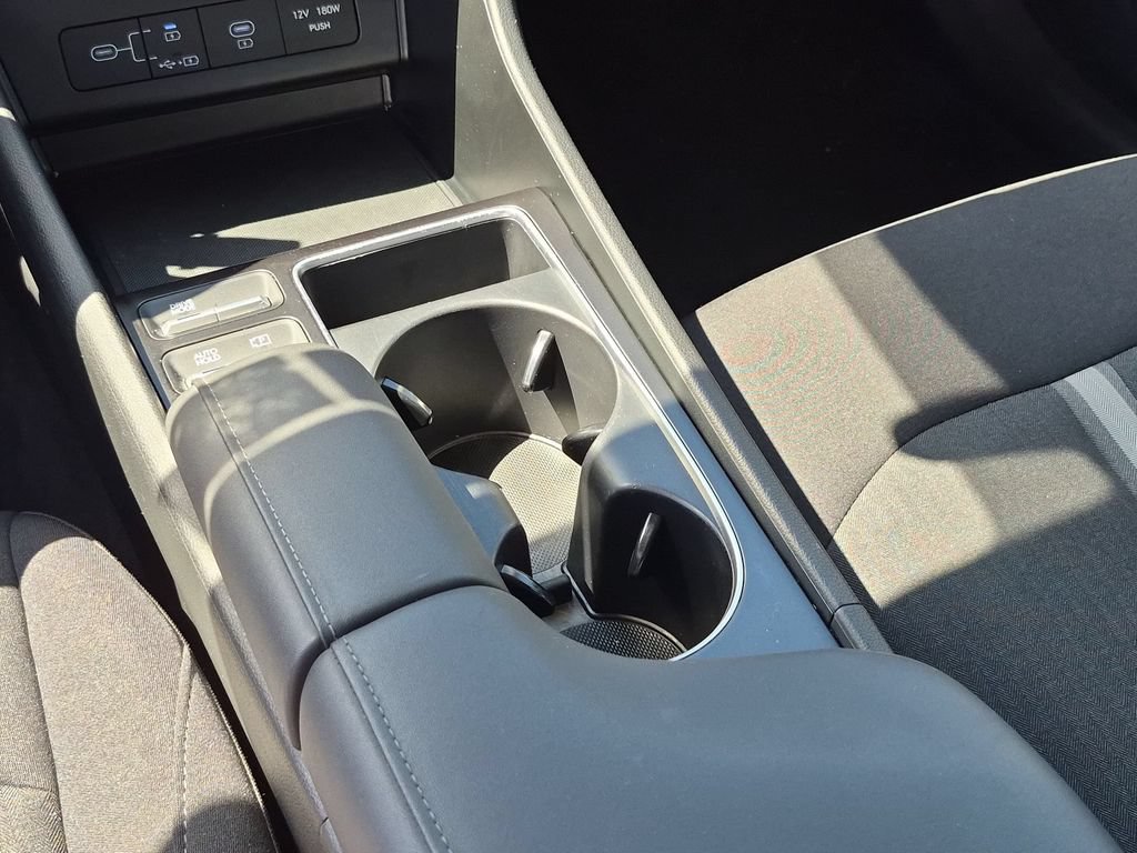 Used 2025 Hyundai Sonata SEL FWD image 24