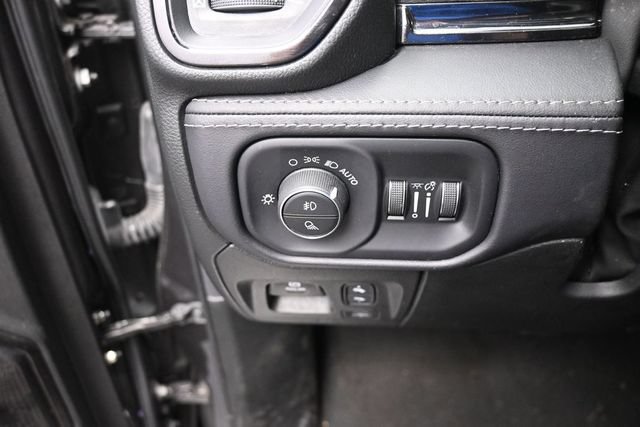 Used 2022 RAM 1500 Limited AWD/4WD image 18