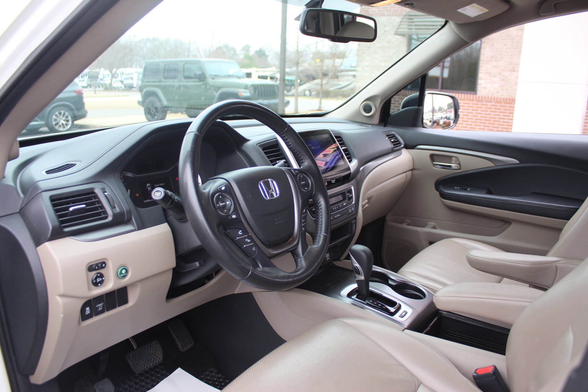 Used 2018 Honda Ridgeline RTL-T image 13