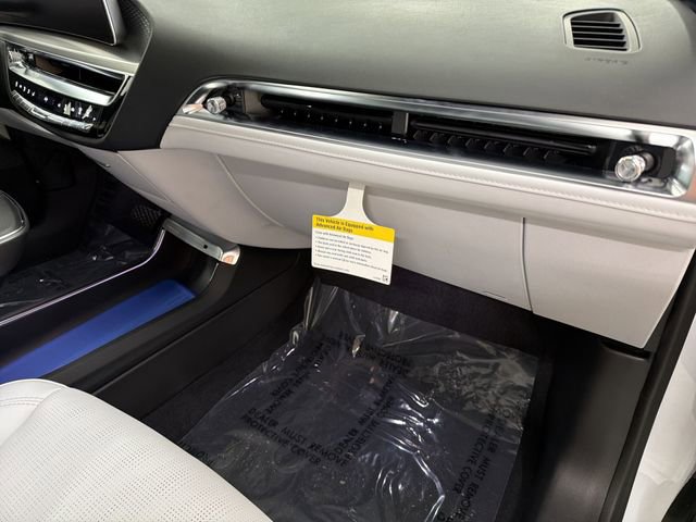 New 2026 Cadillac Lyriq Premium Sport w/ LPO, ONYX Package image 26