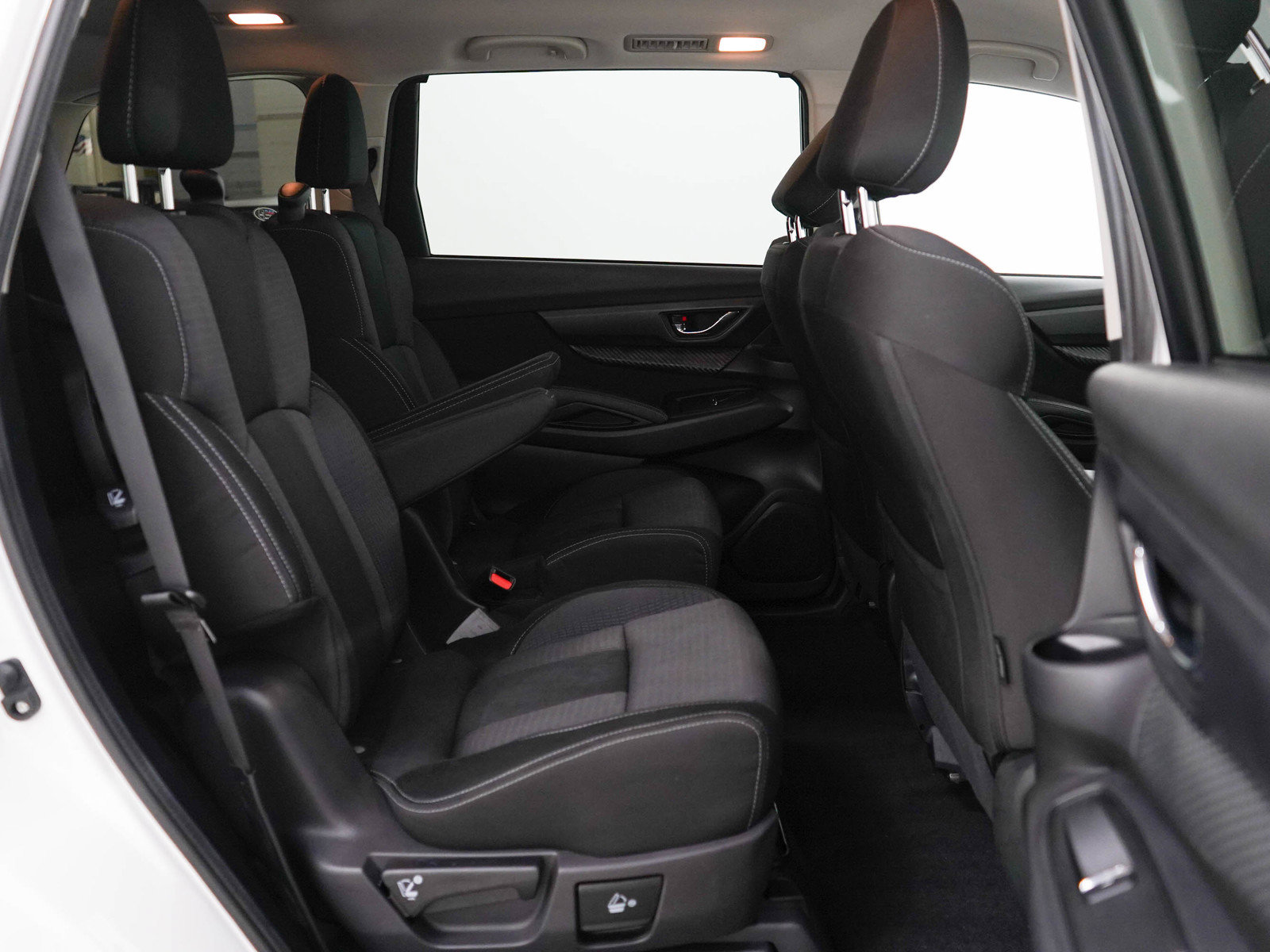 Used 2023 Subaru Ascent Premium AWD/4WD image 12