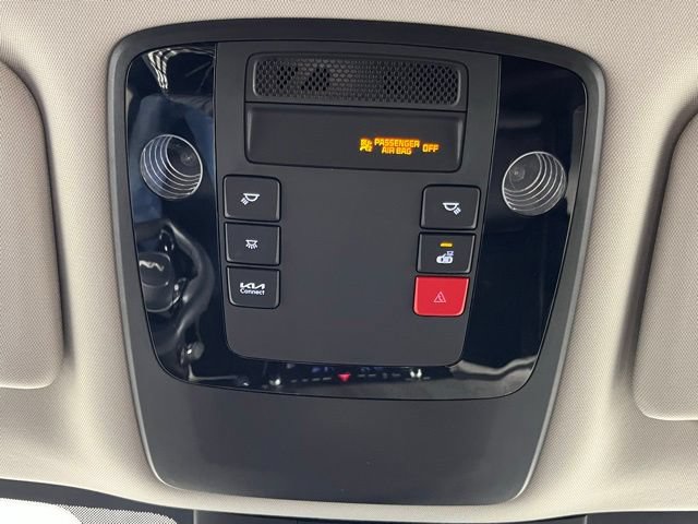 Used 2024 Kia Carnival EX FWD image 19