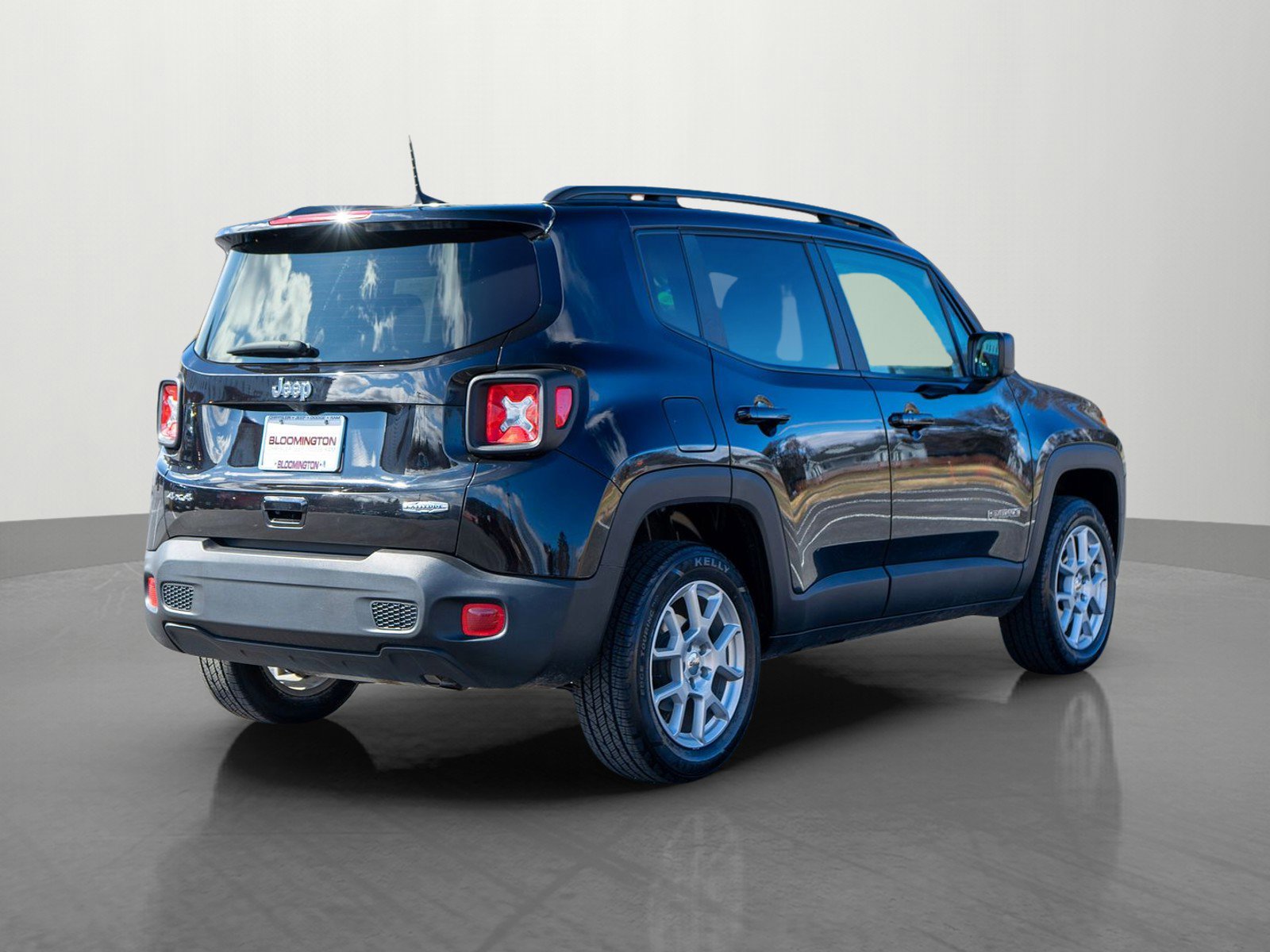 Used 2022 Jeep Renegade Latitude w/ Convenience Group image 7