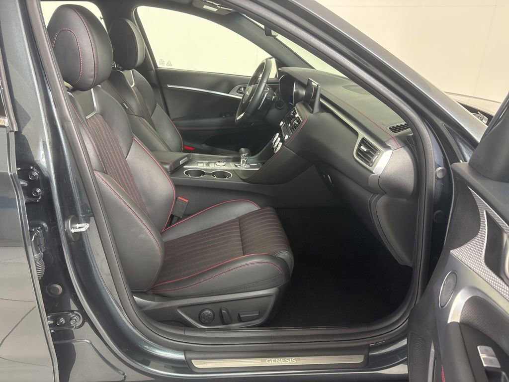 Used 2023 Genesis G70 2.0T w/ Sport Prestige Package image 12