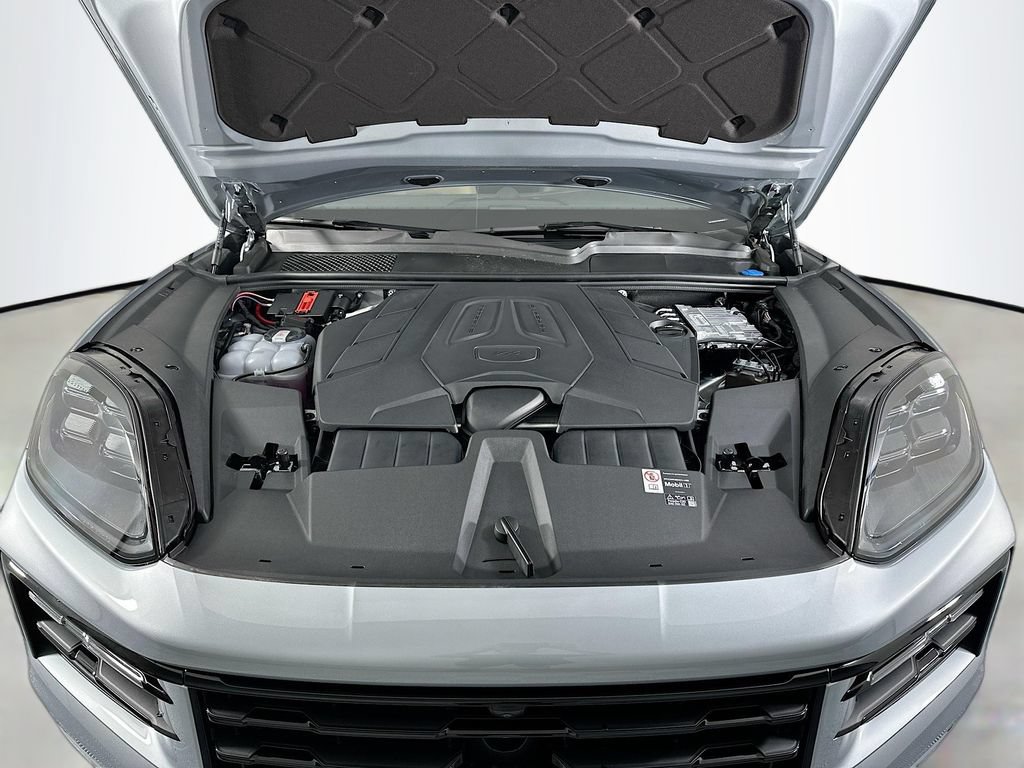 New 2026 Porsche Cayenne Coupe AWD/4WD image 32