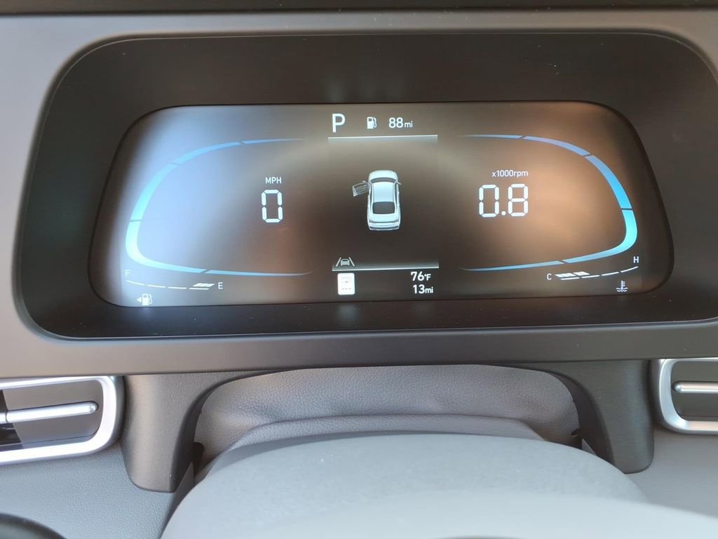 New 2026 Hyundai Elantra Sport FWD image 17