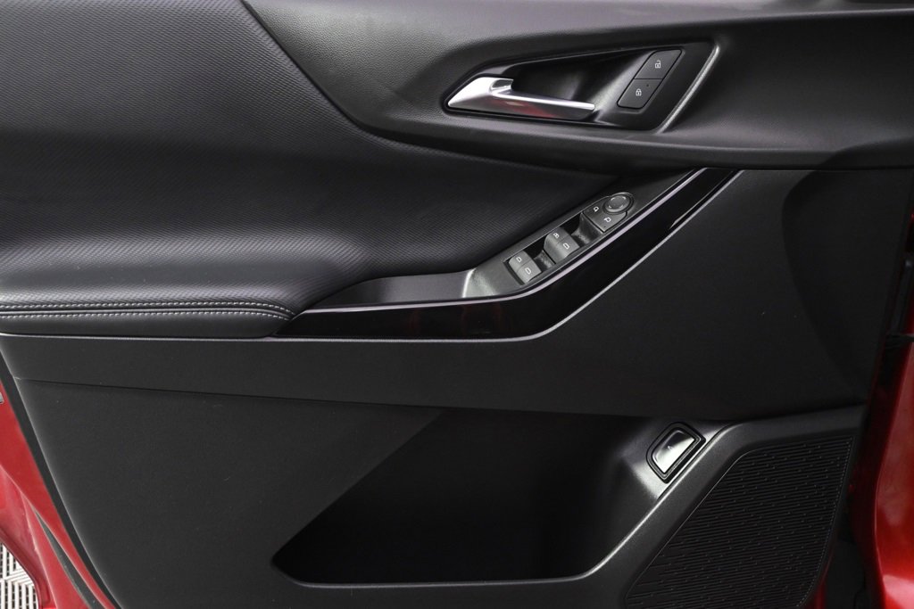 Used 2025 Chevrolet Equinox LT w/ Convenience Package II image 22