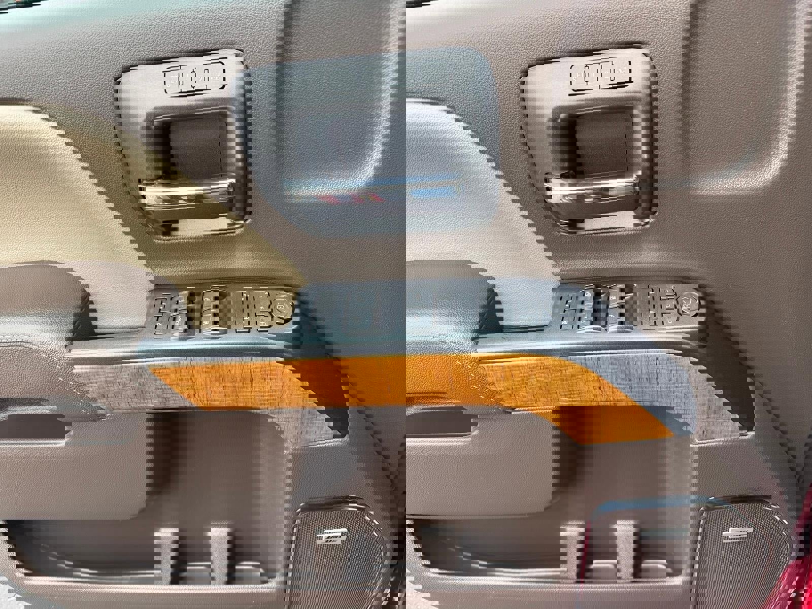 Used 2018 GMC Sierra 2500 SLT w/ Duramax Plus Package image 11