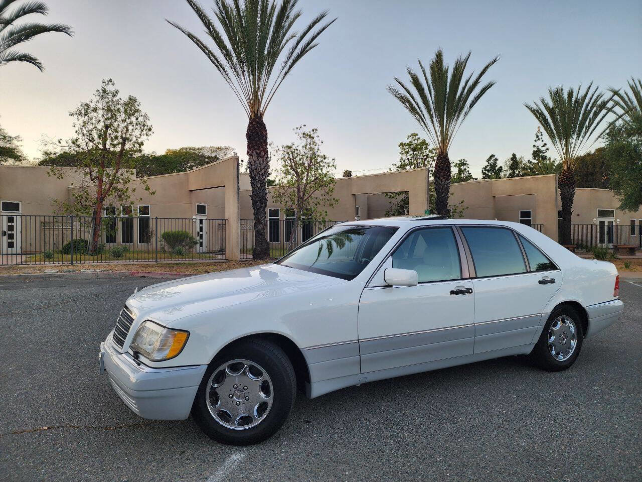 Used 1996 Mercedes-Benz S 420 image 2