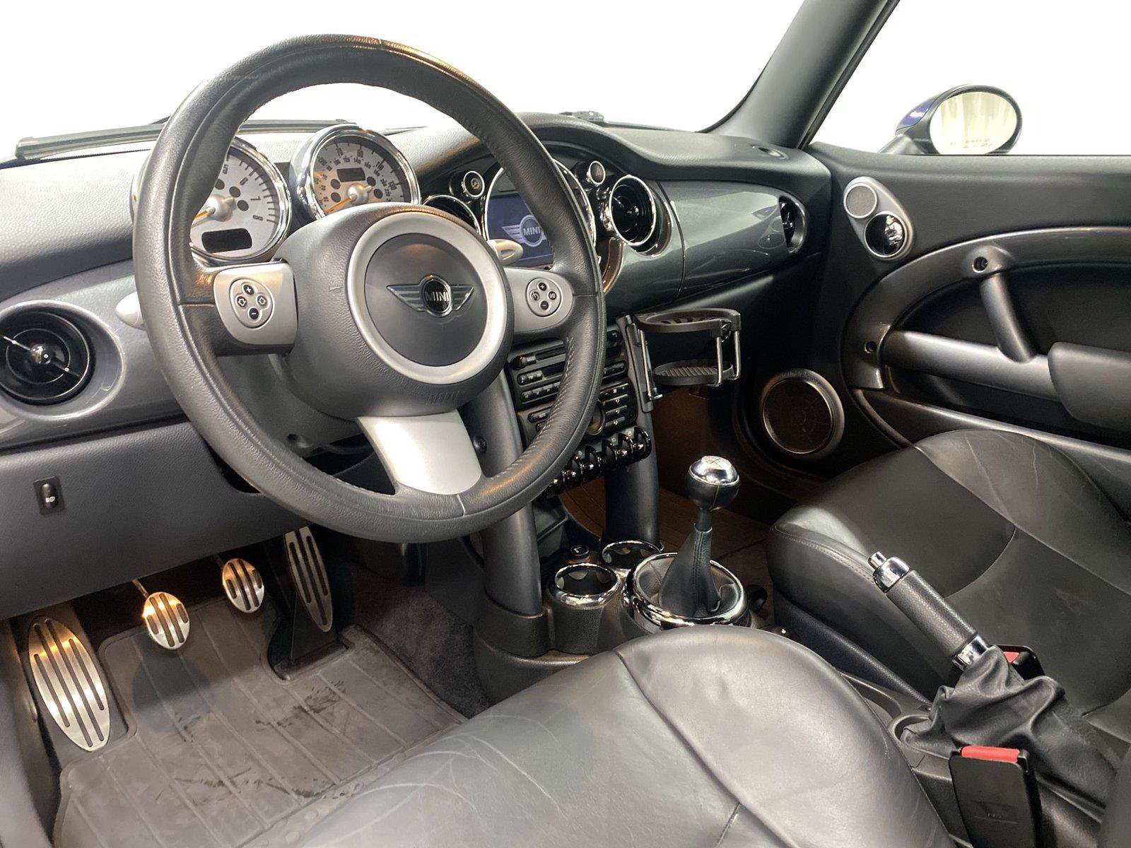 Used 2005 MINI Cooper S FWD image 29