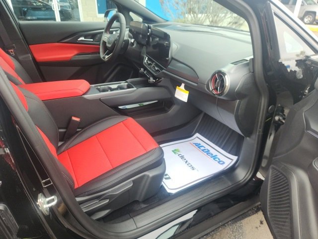 New 2025 Chevrolet Equinox EV RS image 9