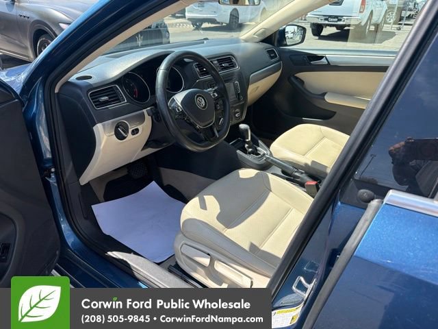 Used 2015 Volkswagen Jetta SE FWD image 11