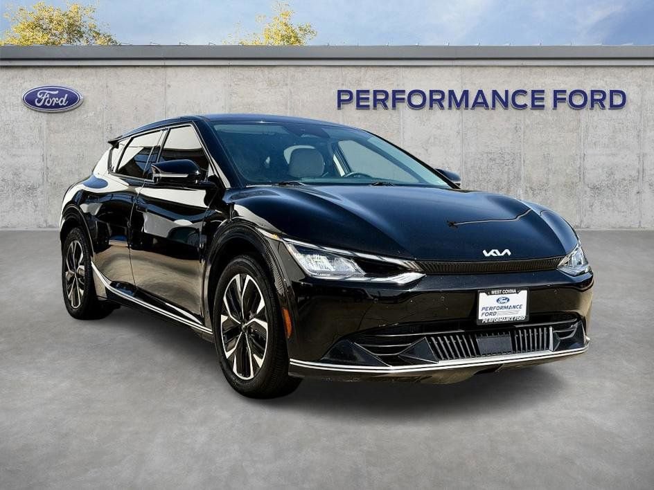 Used 2022 Kia EV6 Wind image 4