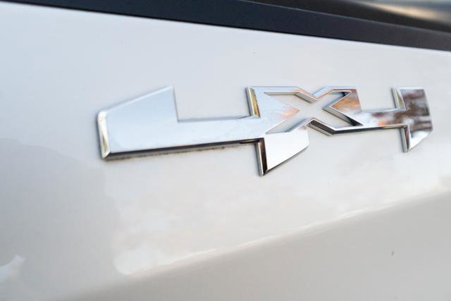 Used 2022 GMC Sierra 1500 SLT w/ SLT Convenience Package image 50