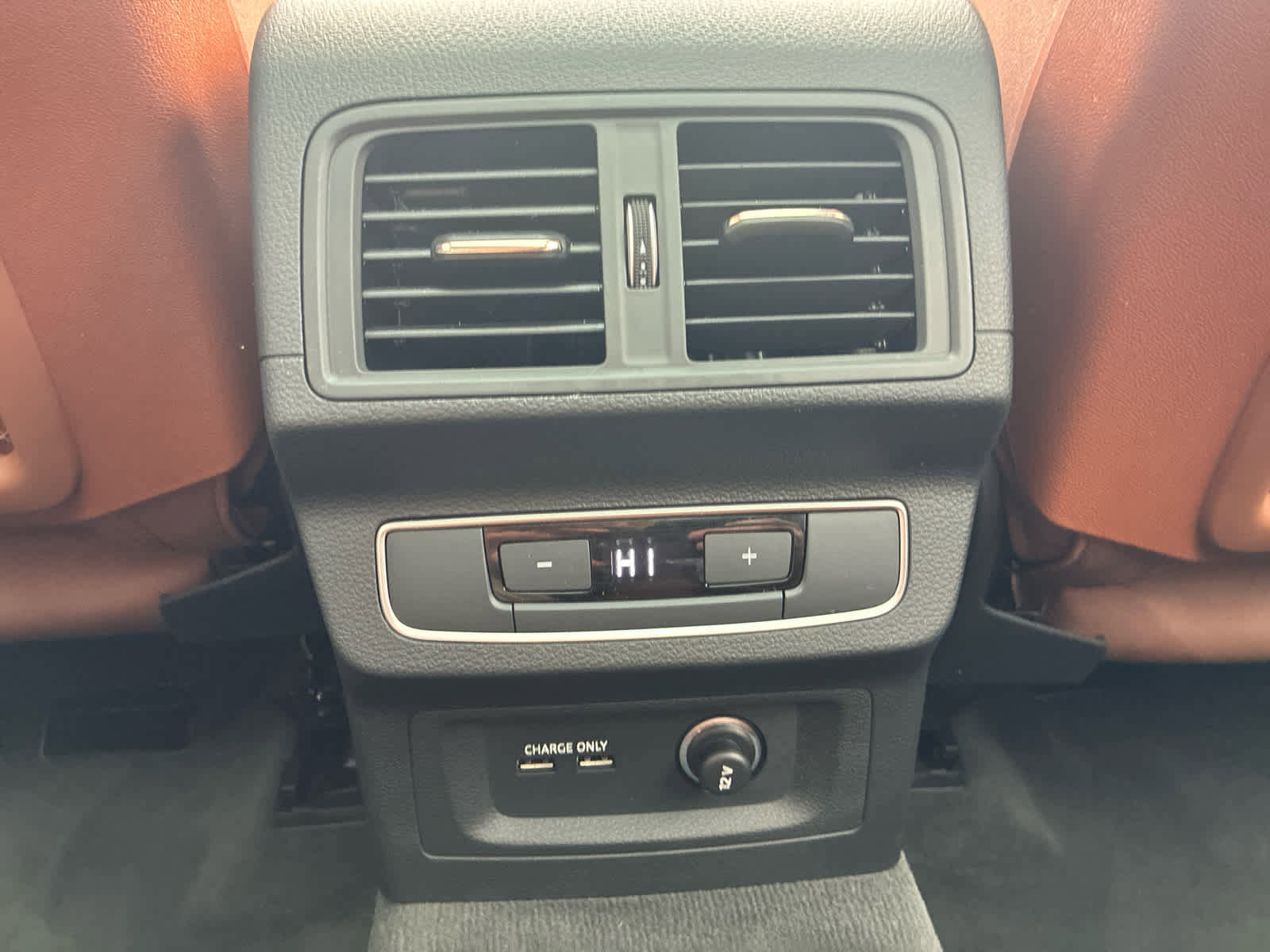 Used 2023 Audi Q5 2.0T Premium w/ Convenience Package image 26