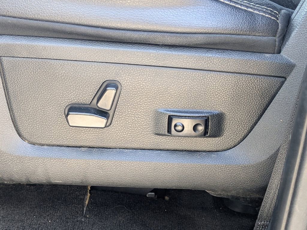 Used 2018 RAM 1500 Rebel image 19