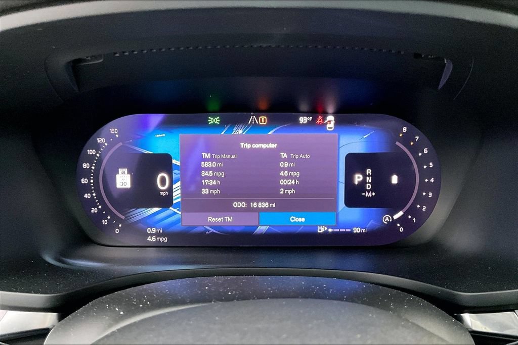 Used 2025 Volvo S60 B5 Core FWD image 26