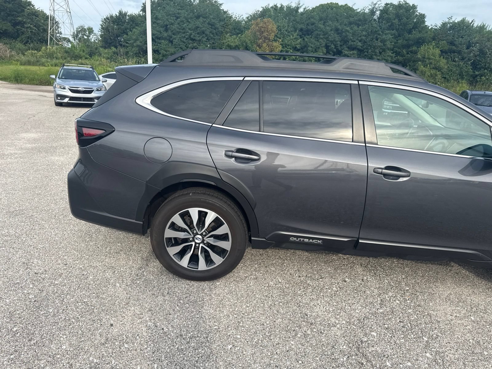 Used 2024 Subaru Outback Limited AWD/4WD image 10