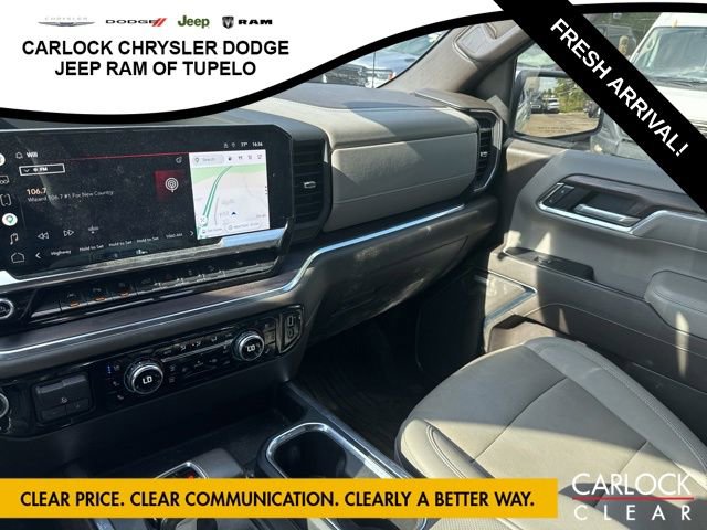 Used 2022 GMC Sierra 1500 SLT w/ SLT Premium Plus Package AWD/4WD image 24