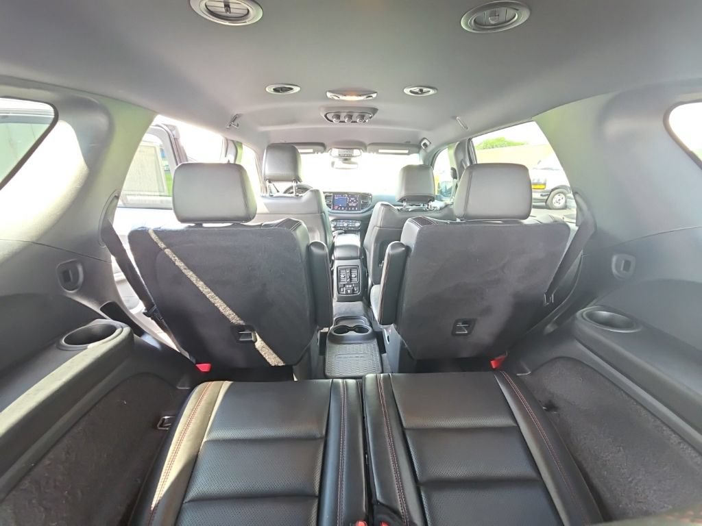 Used 2021 Dodge Durango R/T w/ Blacktop Package AWD/4WD image 22