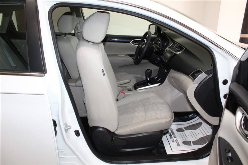 Used 2016 Nissan Sentra SV w/ Driver's Assist Package FWD image 29