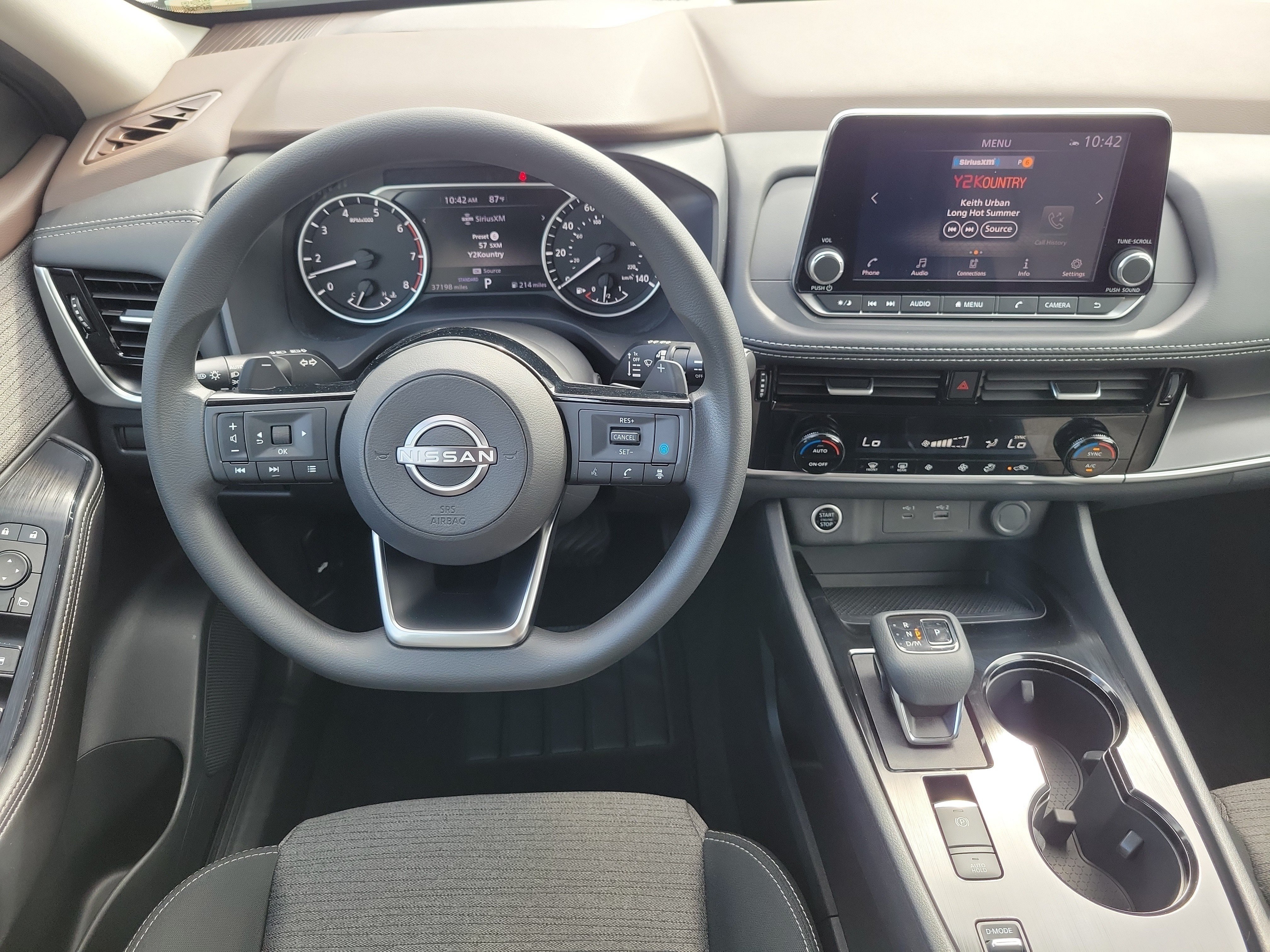 Used 2022 Nissan Rogue SV FWD image 18