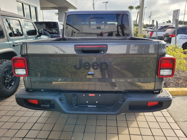 New 2026 Jeep Gladiator Sport AWD/4WD image 4